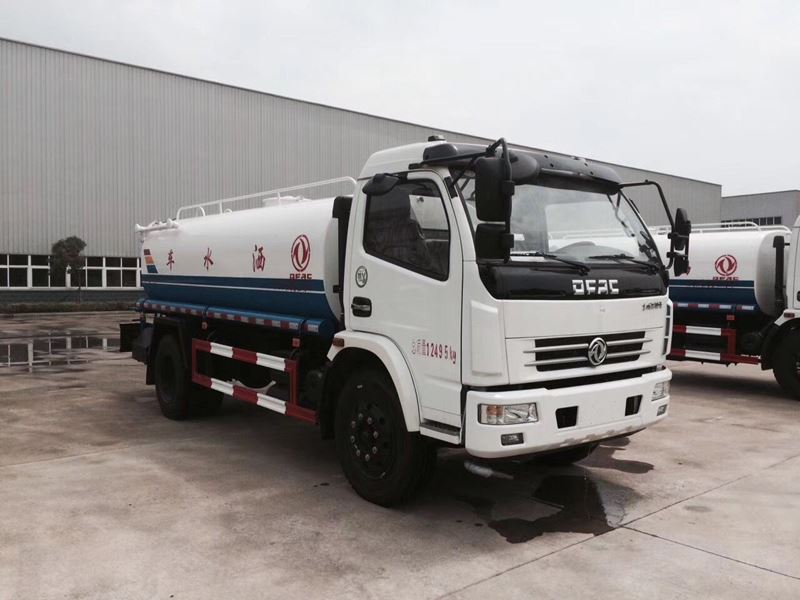 8噸(8方)東風大多利卡綠化灑水車圖片 8噸(8方)東風大多利卡綠化灑水車圖片