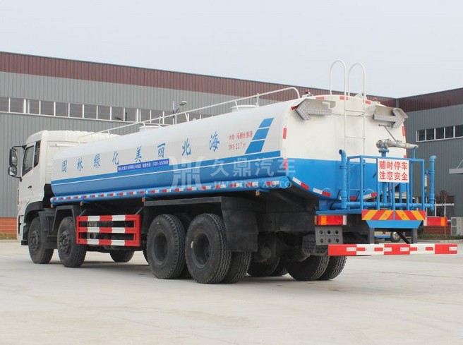 20噸東風(fēng)天龍前四后八環(huán)衛(wèi)灑水車圖片 20噸東風(fēng)天龍前四后八環(huán)衛(wèi)灑水車圖片