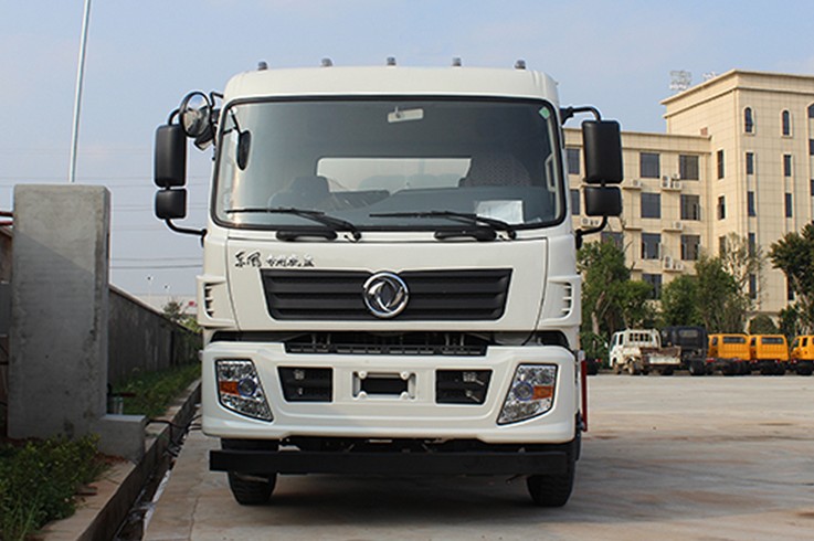 工程灑水車的價錢_12噸(12方)東風專用底盤工程灑水車價格4