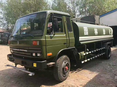 16噸東風老款二手灑水車