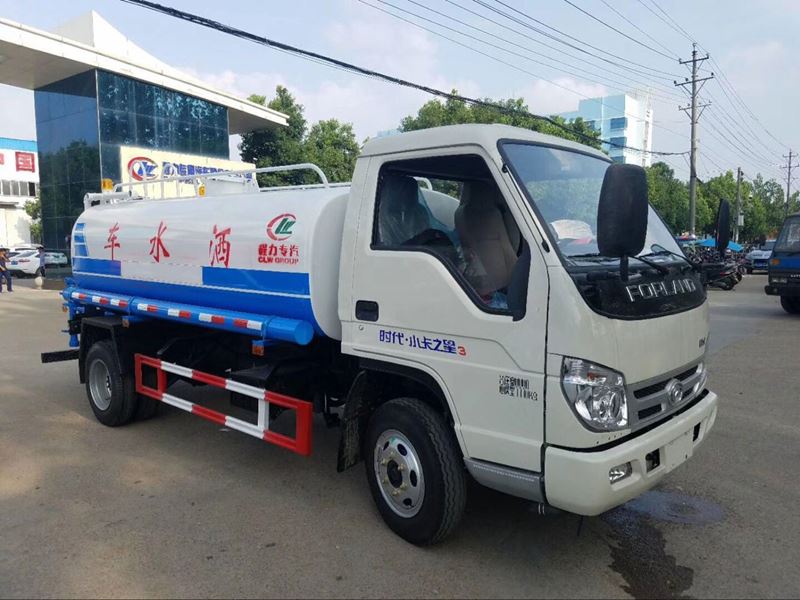 福田小卡之星5噸綠化灑水車廠家價格