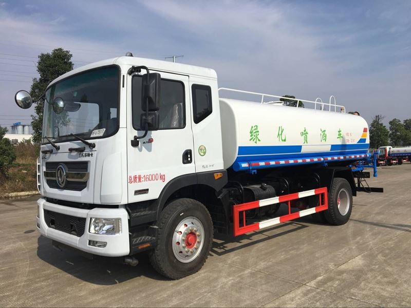 環衛灑水車價格_15噸東風多利卡D9環衛灑水車