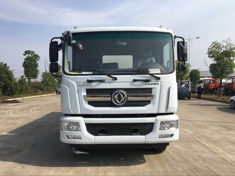 環衛灑水車價格_15噸東風多利卡D9環衛灑水車3