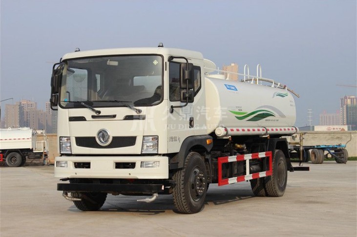 環衛灑水車需要用什么駕駛證_東風御虎12噸環衛灑水車