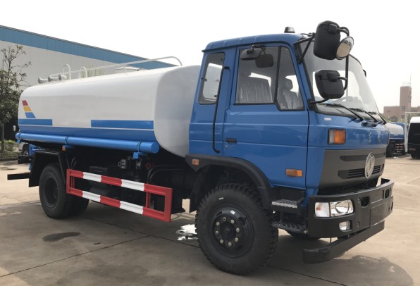 10噸東風(fēng)灑水車圖片 10噸東風(fēng)灑水車圖片