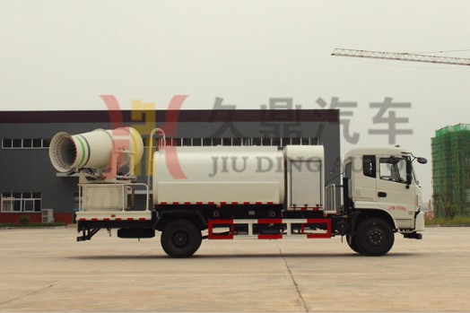 東風(fēng)專底多功能抑塵車廠家價(jià)格4
