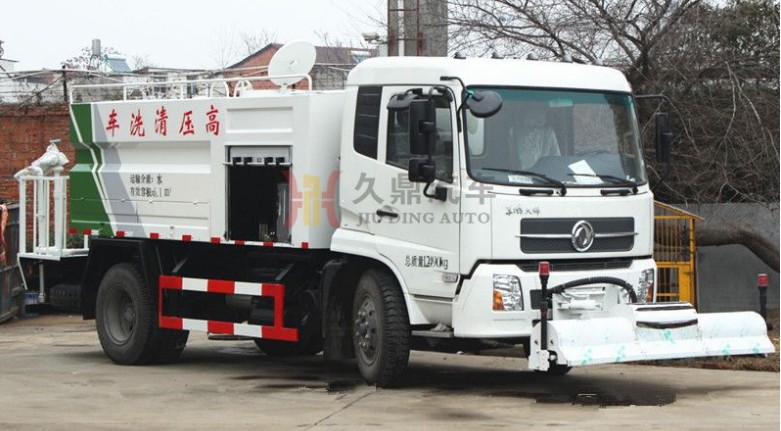 公路灑水車多少錢一輛_東風天錦公路灑水車