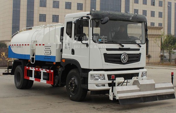 公路灑水車廠家_東風御虎公路灑水車