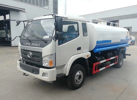 8方灑水車上什么牌照_福田瑞沃9噸綠化灑水車廠家價格