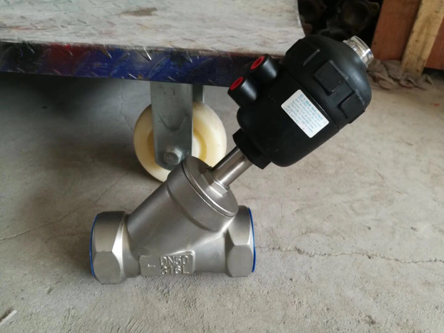 ��ˮ܇������y�DƬ