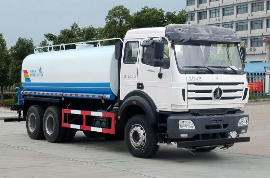 15方灑水車包月多少錢_北奔18噸綠化灑水車廠家價格2