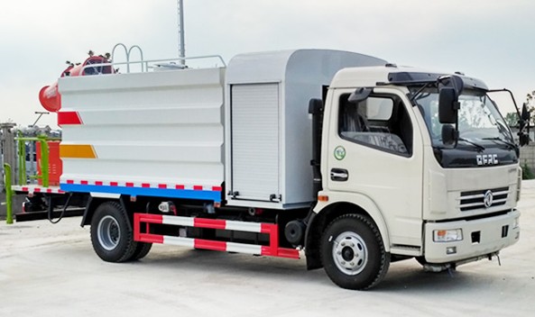 東風(fēng)3800軸距多功能抑塵車廠家價格