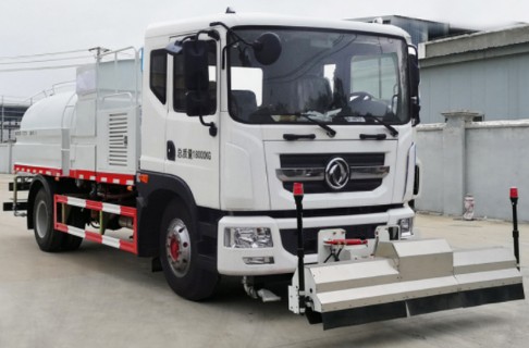 公路灑水車_東風多利卡D9高壓路面清洗車