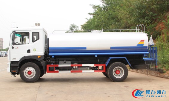 �|�L������D9��ˮ܇�DƬ