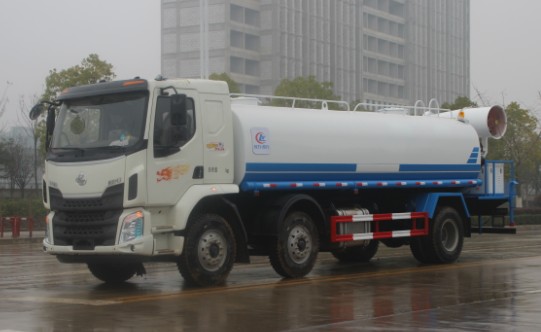 �|�L(f��ng)����С���S18����ˮ܇����DƬ