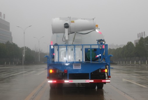 �|�L(f��ng)����С���S18����ˮ܇����DƬ