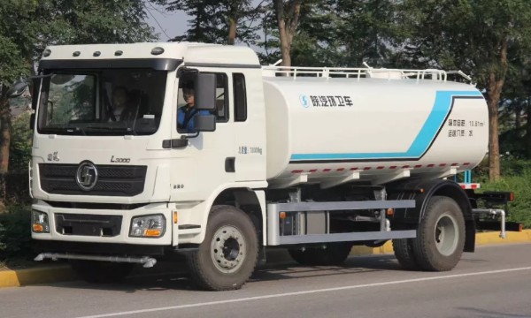 國(guó)六13方陜汽德龍L3000灑水車圖片 國(guó)六13方陜汽德龍L3000灑水車圖片