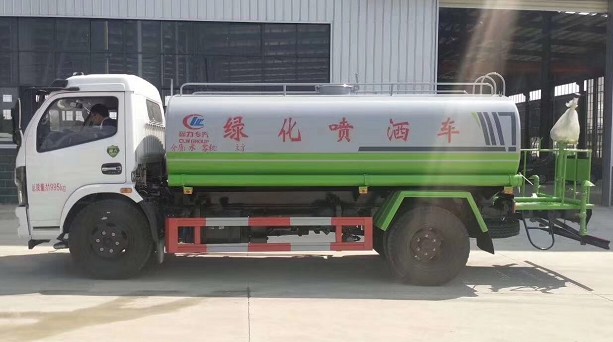 國六10噸東風(fēng)多利卡灑水車圖片 國六10噸東風(fēng)多利卡灑水車圖片