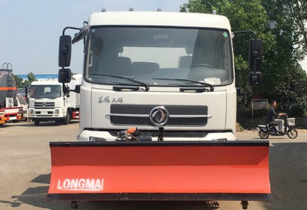 多功能灑水車-東風天錦推鏟灑水車