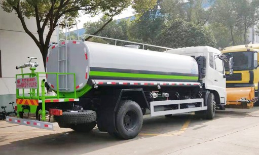 12方東風天錦帶除雪滾刷灑水車圖片 12方東風天錦帶除雪滾刷灑水車圖片