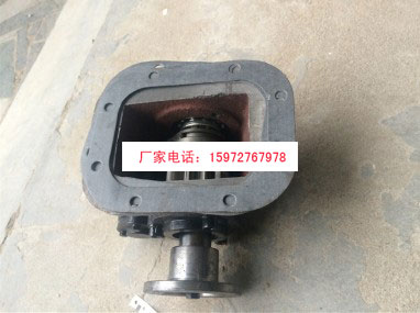 東風153-6取力器 東風153-6取力器