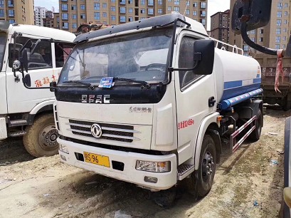 二手帶手續9噸灑水車圖片 二手帶手續9噸灑水車圖片