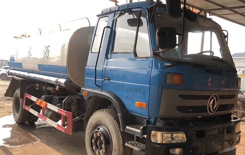 二手東風(fēng)145國(guó)五帶手續(xù)12噸灑水車圖片 二手東風(fēng)145國(guó)五帶手續(xù)12噸灑水車圖片