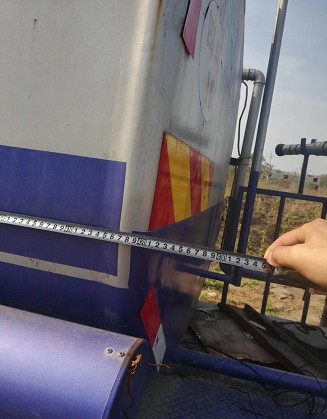 車主一手帶牌手續(xù)齊全東風12噸灑水車圖片 車主一手帶牌手續(xù)齊全東風12噸灑水車圖片