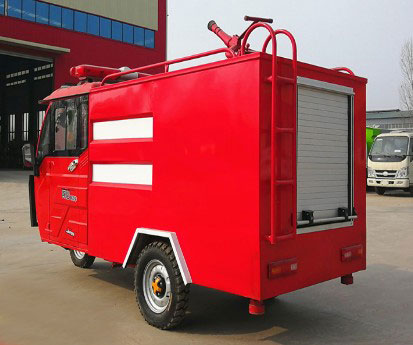 小型灑水車三輪_電動三輪消防車_電動三輪小型灑水車3