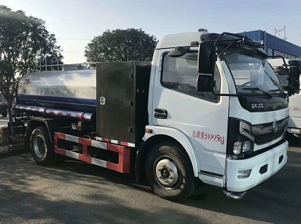 東風(fēng)凱普特5方純電動(dòng)灑水車(chē)圖片 東風(fēng)凱普特5方純電動(dòng)灑水車(chē)圖片