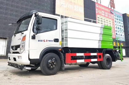 國(guó)六7方時(shí)風(fēng)風(fēng)馳藍(lán)牌灑水車 國(guó)六7方時(shí)風(fēng)風(fēng)馳藍(lán)牌灑水車