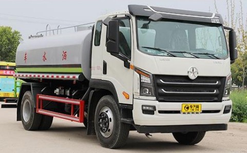 國六大運(yùn)祥龍13方灑水車圖片 國六大運(yùn)祥龍13方灑水車圖片