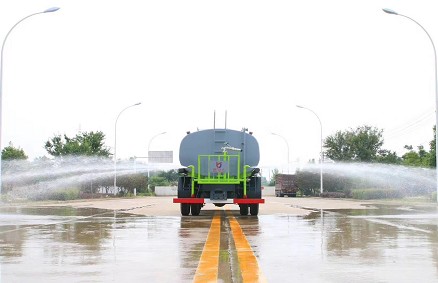 國六12方東風華神KL5灑水車圖片 國六12方東風華神KL5灑水車圖片