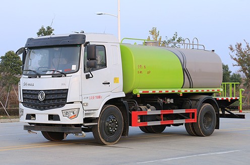 國(guó)六12噸東風(fēng)專用底盤(pán)D3L灑水車圖片 國(guó)六12噸東風(fēng)專用底盤(pán)D3L灑水車圖片