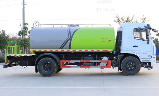 國(guó)六12噸東風(fēng)專用底盤(pán)D3L灑水車圖片 國(guó)六12噸東風(fēng)專用底盤(pán)D3L灑水車圖片