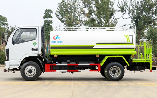 5噸灑水車參數_國六5噸東風小福瑞卡綠化灑水車廠家價格