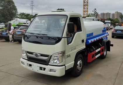 3噸灑水車(chē)價(jià)錢(qián)_國(guó)六3方福田小卡之星2藍(lán)牌綠化灑水車(chē)廠(chǎng)家價(jià)格3
