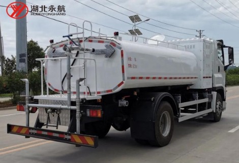 10���c⏼�늄�(d��ng)��ˮ܇�DƬ