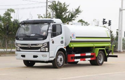 國六東風多利卡D7灑水車圖片 國六東風多利卡D7灑水車圖片