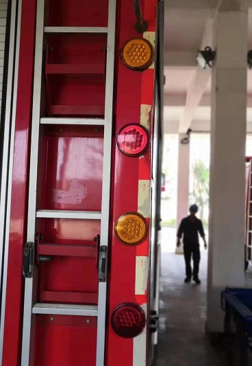 ����܇�Ͽ�܇�A��β��