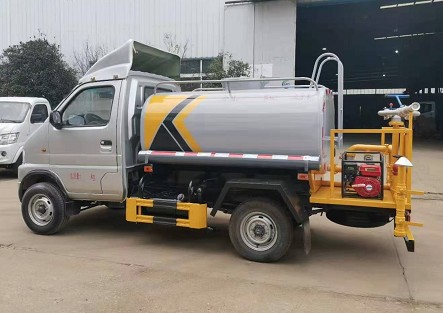 �����|�L(f��ng)С����3���{�ƞ�ˮ܇