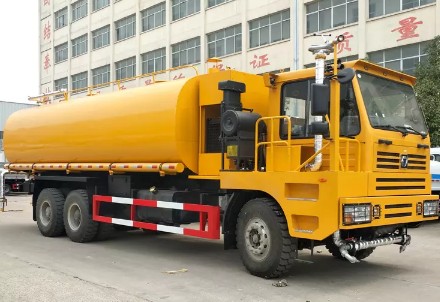 40���칤�V�Þ�ˮ܇�DƬ