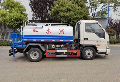 �{��С��3����ˮ܇�DƬ