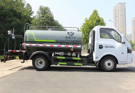 ����2.5���{�Ɩ|�L;�ݞ�ˮ܇�DƬ