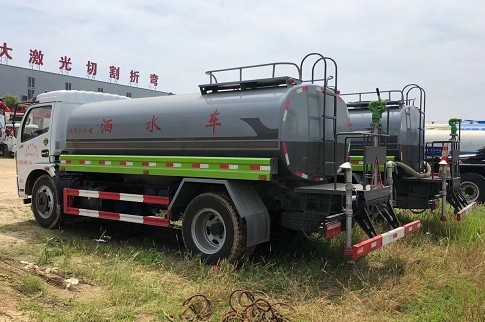 12�_(t��i)���և�(gu��)���|�L(f��ng)����10����ˮ܇(ch��)�DƬ