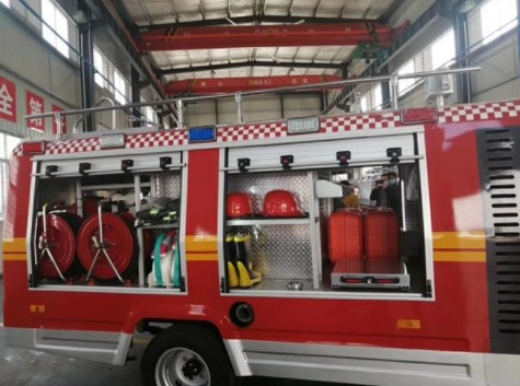 �����Ƈ����{�Ɩ|�L�߉���ˮ�F����܇