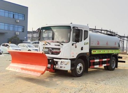 ��ˮ܇���b��ѩ���P