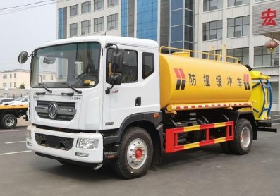 ��(gu��)��12���|�L(f��ng)������D9��ˮ܇����ײ���_܇