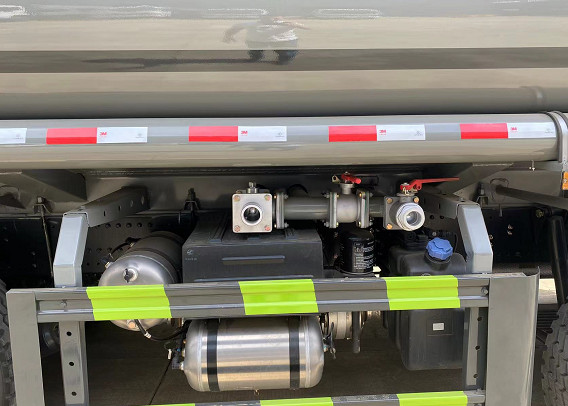 國六東風華神(DV5)25方灑水車 國六東風華神(DV5)25方灑水車