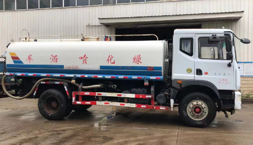 二手東風(fēng)多利卡d9灑水車 二手東風(fēng)多利卡d9灑水車